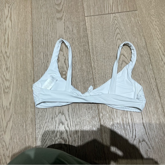 Vitamin A white bathing suit top - Picture 2 of 2